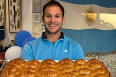 Vivió en un barco, empezó de cero y hoy su panadería argentina es furor en Florida