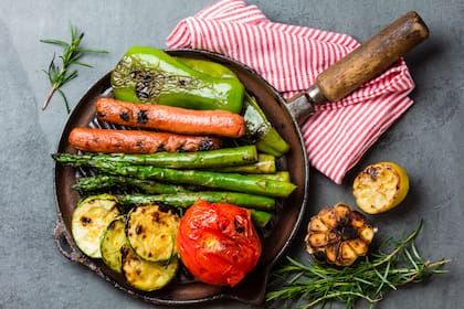 Cocina a la plancha: una técnica versátil que acepta filetes de todo tipo de carne y vegetales.
