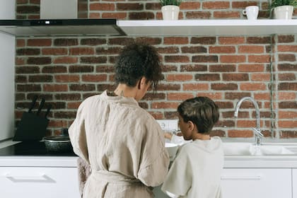 Cocinar en familia es una gran idea para niños de Cáncer