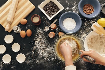 Cocinar snacks caseros es una gran manera de comer más saludable y más barato