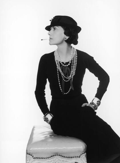 Coco Chanel le hizo campaña de marketing al negro