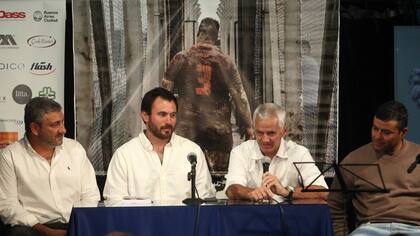 Coco Oderigo toma la palabra en la presentación de "No permanecerás caído"