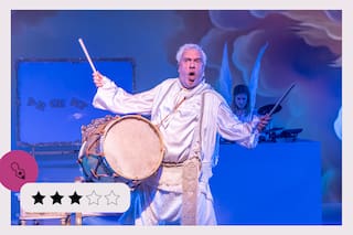 En Dios es argentino, Coco Sily demuestra su oficio de buen comediante