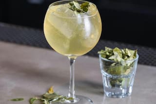En casa. Tres cócteles frescos y con yerba mate