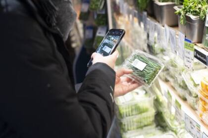 La interoperabilidad permite que desde una única billetera virtual se pague en cualquier QR del sistema