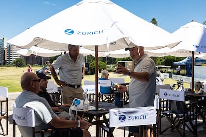 Colaboradores y clientes de Zurich fueron parte de una jornada única con deportistas de primer nivel.