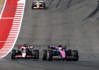 Colapinto delante de Ocon, en un duelo entretenido desde la largada