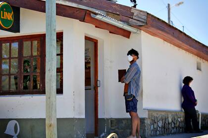 El usuario común deberá tener presente que usar cajeros de otros bancos o redes puede llegar a costarle de $ 45 al $132