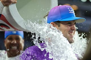 Cole Ragans poncha a 11 en 6 entradas y los Reales aplastan 12 a 1 a Angelinos