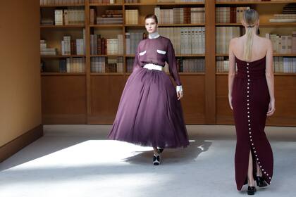 Ineludibles referencias a Coco y a Lagerfeld