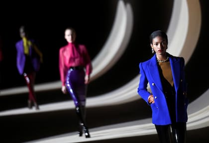 Colección diseñada por Anthony Vaccarello para Saint Laurent