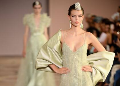 La inconfundible elegancia de Armani Privé