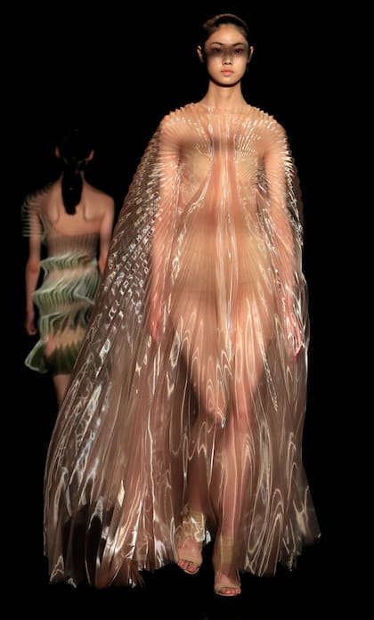 Colección Iris Van Herpen en Paris Haute Couture