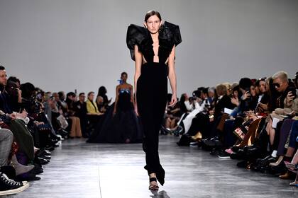 Colección Schiaparelli. París Haute Couture 2020