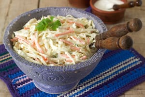 Coleslaw, ensalada de repollo y mostaza