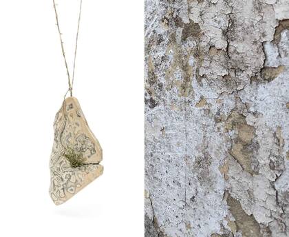 Collar de papel reciclado e hilos de papel de Elvira Cibotti, que desarrolló la serie Resiliencia