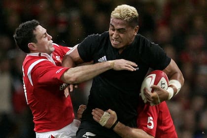 Collins en un partido ante Gales en 2005