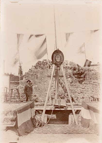 Colocación de la Piedra Fundamental