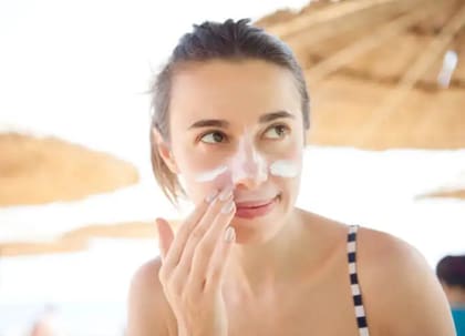 Colocarse protector solar es el mejor antídoto contra el cáncer de piel