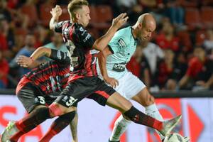 Colón-Patronato: el Sabalero goleó 4 a 0 y se mete en la Sudamericana