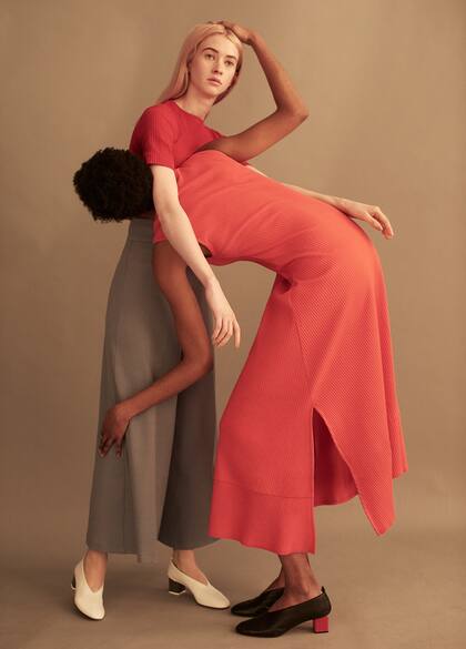 Colores sólidos en piezas midi lánguidas