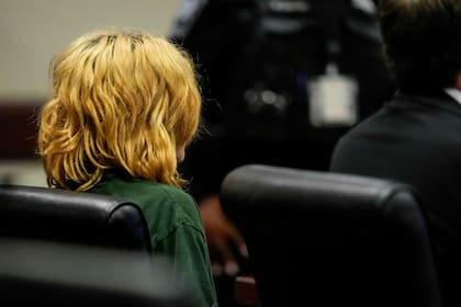 Colt Gray, acusado como adulto por cuatro asesinatos, comparece en la sala del tribunal del condado de Barrow en su primera audiencia por el tiroteo del miércoles en la secundaria Apalachee