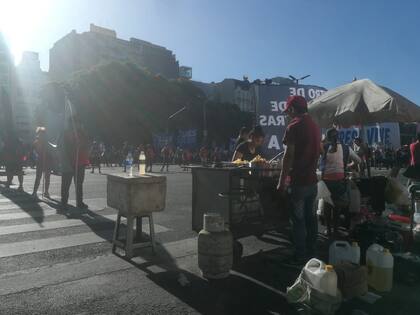 Comenzó el acampe sobre la 9 de Julio