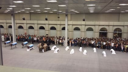 Comenzó el velatorio de los gendarmes