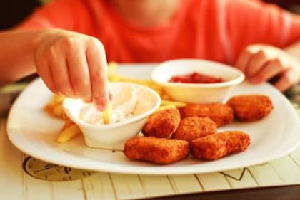 Comida chatarra y cerebro: la relación entre la falta de micronutrientes