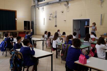 Se calcula que más de 5 millones de alumnos comenzaron las clases en Italia