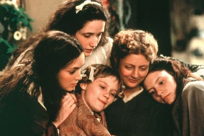Como Amy March en Mujercitas (1994) junto a Winona Ryder, Claire Danes y Trini Alvarado