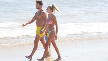 Como Barbie y Ken. Melina y su novio parecen salidos de un cuento de Barbie