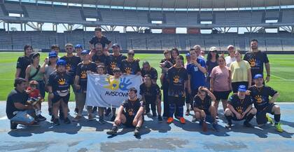 Como Bastian tiene síndrome de down, sus padres comenzaron a formar parte de un grupo de padres hasta que lograron conformar la Asociación Villamariense Sindrome de Down (AVISDOWN).