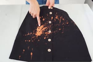 Cómo devolver el color original a una prenda desteñida con lavandina