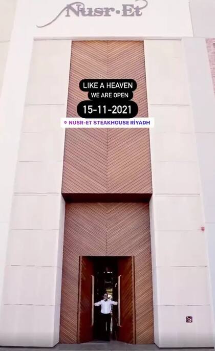 "Como el cielo, estamos abiertos", describió en una imagen el reconocido Chef