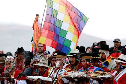 Cómo el lenguaje influye en la forma en la que percibimos el tiempo y el espacio