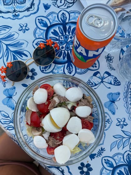 Como era de esperarse, revolucionó las redes con sus publicaciones (Foto: Instagram @zaira.nara)