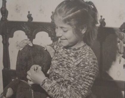 "Como era hija única recibía toda su atención. Festejé todos mis cumpleaños, me fui varias veces de viaje y en el colegio era una alumna de regular a buena".
