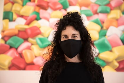 Cynthia Cohen inauguró su muestra, que estaba prevista para mediados de marzo