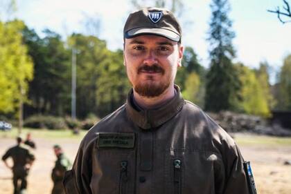 El servicio militar es obligatorio para los varones en Finlandia.