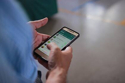 Cómo funciona el robo de la cuenta de WhatsApp y cómo evitarlo