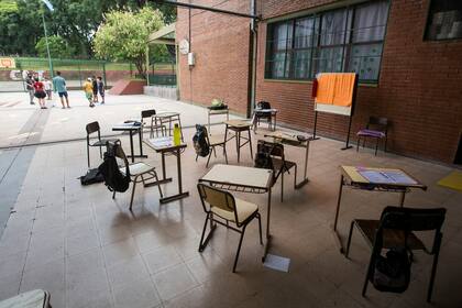 Modalidad burbuja, distancia social y clases al aire libre o en espacios bien ventilados son parte de los protocolos que deben cumplir las escuelas de verano