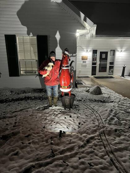 Como hacen con cada pato que rescatan, los Lyson prometieron cuidar de Nancy Lee por el resto de su vida.