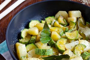 Cómo hacer el típico revuelto de zapallitos para salir del apuro