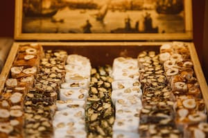 Sin horno y con tres ingredientes: cómo hacer el típico turrón de Navidad