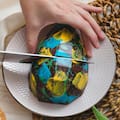 Cómo preparar huevos de Pascua caseros para compartir en familia