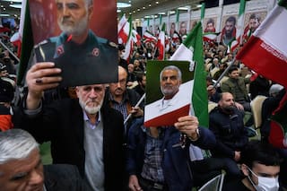 Cómo la Guardia Revolucionaria de Irán se convirtió en una fuerza poderosa en la teocracia iraní