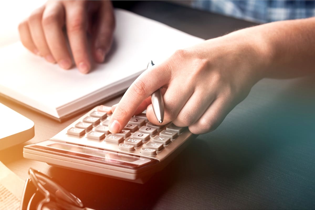 ¡Aprovecha la Fortuna! Predicciones Astrológicas de Dinero y Finanzas para Agosto 2025 por Signo del Zodíaco