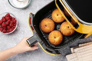Diego Fernández, ingeniero químico: “Bicarbonato y agua caliente, las claves para limpiar la Airfryer”