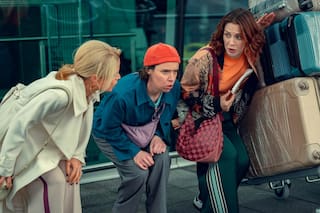 Misterio y humor negro, la miniserie de Netflix que revoluciona a los fanáticos de Derry Girls